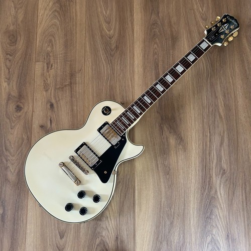 Epiphone inspired gibson - inspired,